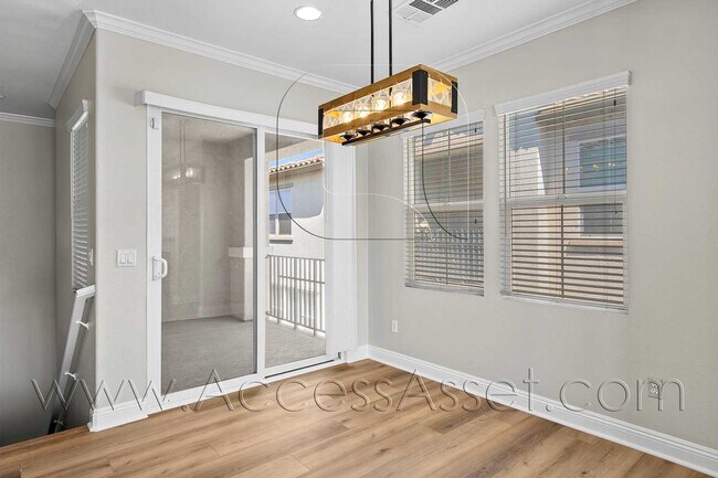 Foto del edificio - Stylish 2 Bed/2 Bath Condo with Balcony An...