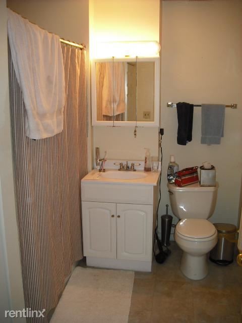 Foto del edificio - 3 br, 1 bath  - 29 Bay State Rd # AP4R
