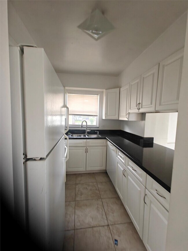 Foto del edificio - 2933 NW 89th Terrace