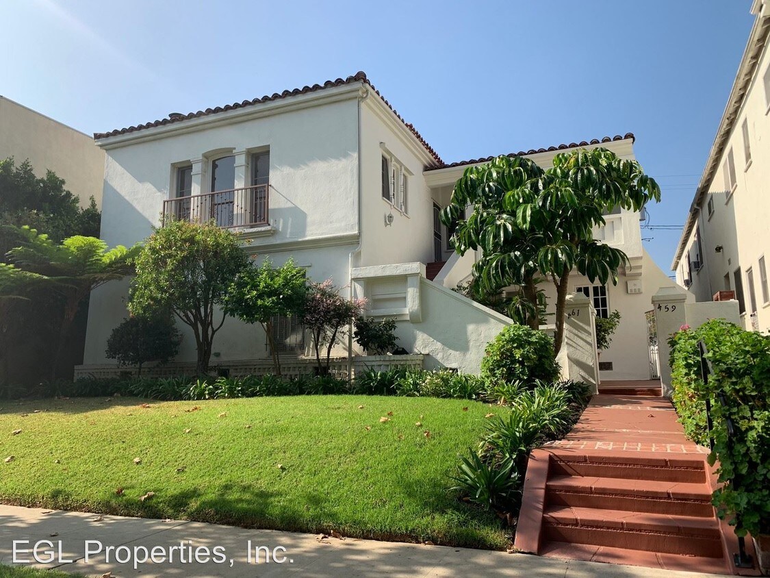 Foto principal - 459 S Maple Dr