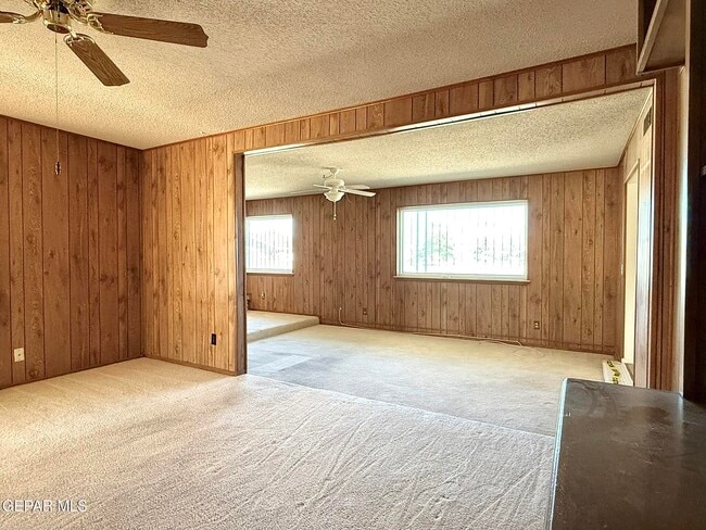 Foto del edificio - 10324 Suewood Ct