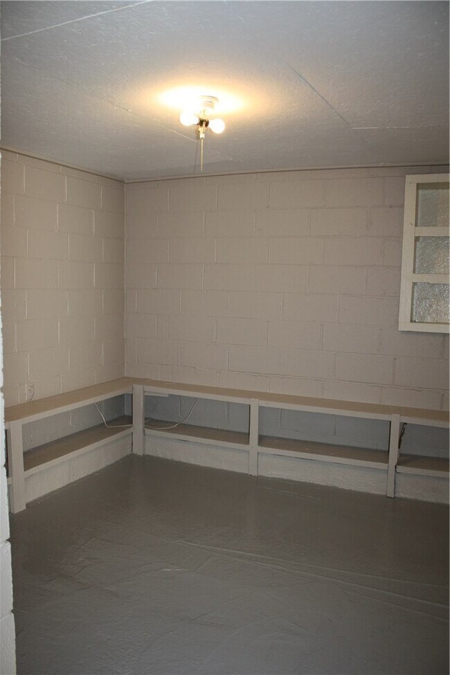 Foto del edificio - 620 N Leverett Ave