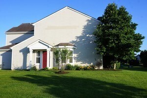 Foto del edificio - 3616 Forestview Dr