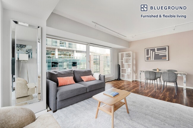 Building Photo - 1415 2nd Ave