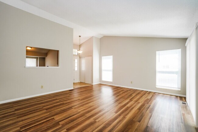 Foto del edificio - 5975 Cape Coral Ln