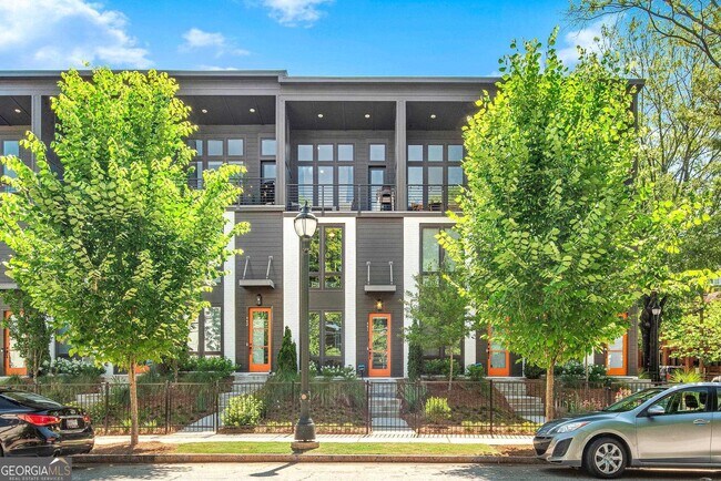 Building Photo - 441 Parkway Dr NE