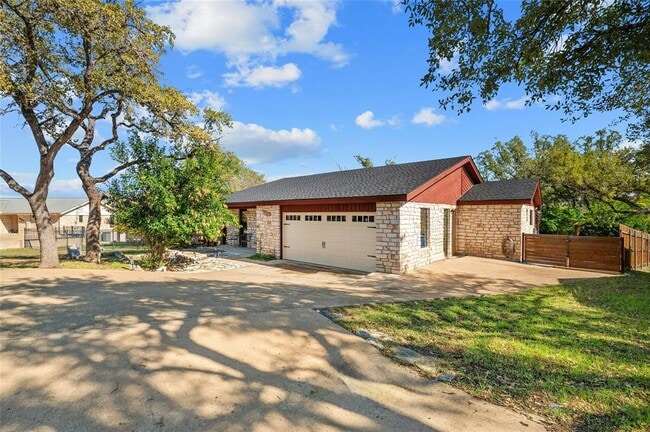 Building Photo - 5511 Arroyo Rd