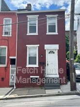 Building Photo - 214 W Strawberry St