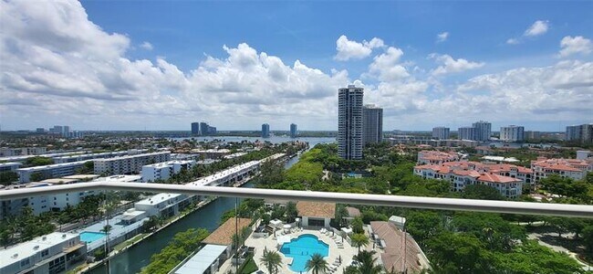 Foto del edificio - 2600 Island Blvd
