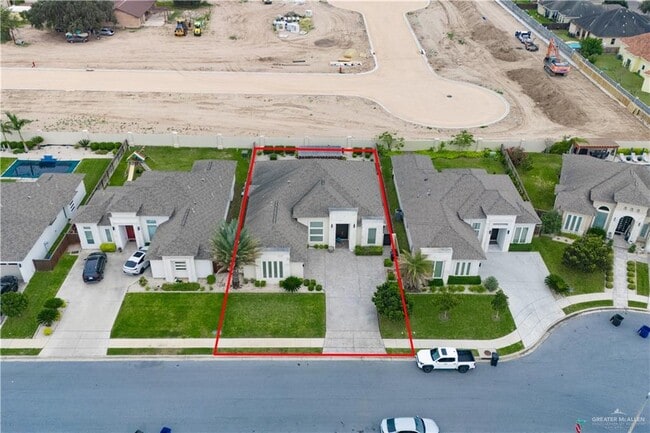 Building Photo - 2200 S 10th St