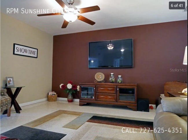 Building Photo - This is the one! Large 3 bed, 2 bath home ...