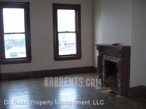 Building Photo - 3 br, 1 bath House - 522 South Seventh Str...
