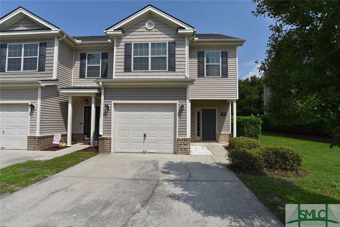 1020 Canyon Oak Loop, Richmond Hill, GA 31324 Townhome Rentals in