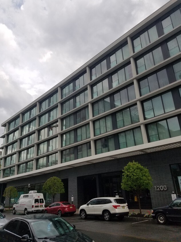 1200 Ave at Port Imperial, Weehawken, NJ 07086 Condo for