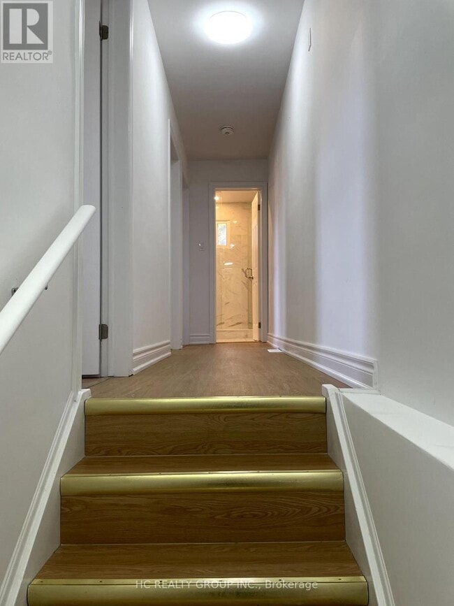 Building Photo - 48 Torrens Ave