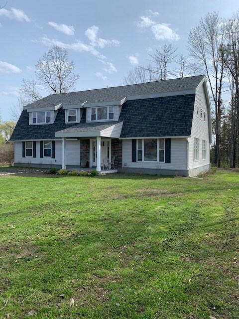 Foto del edificio - 73 Lisa Ln