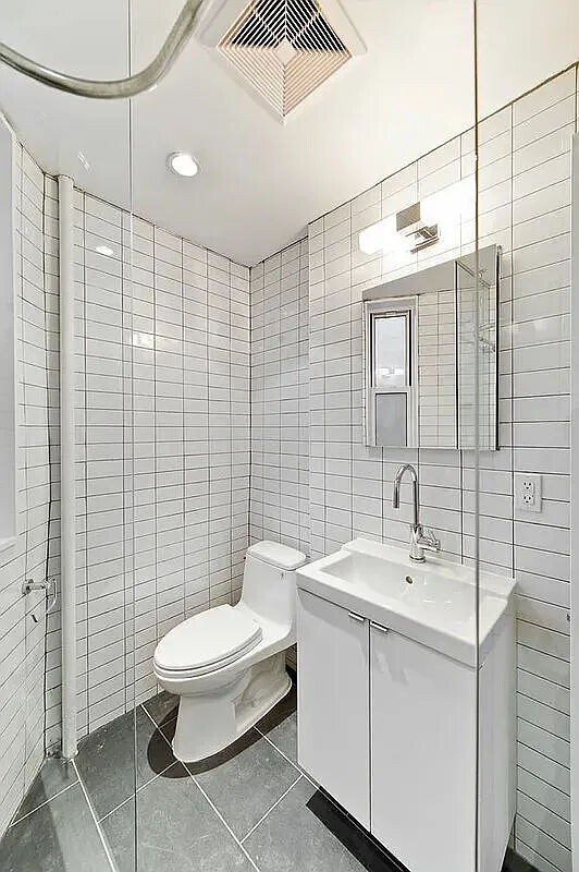 Building Photo - 146 Mulberry Street
