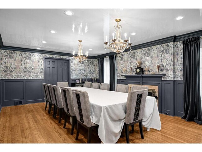 Foto del edificio - 2837 Glenhurst Ave