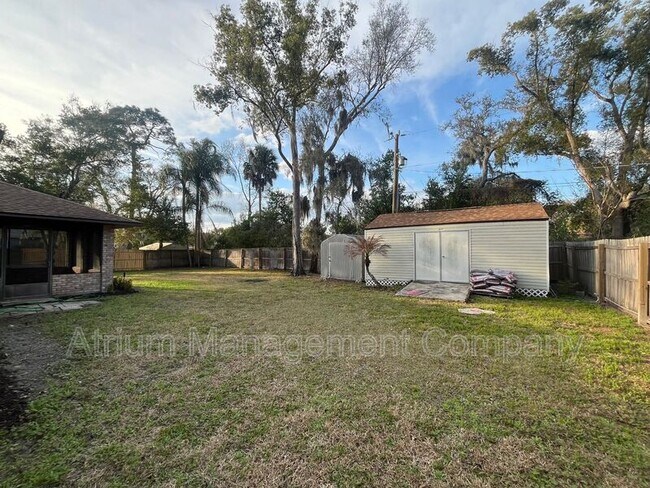 Building Photo - 168 E Lake Mary Ave