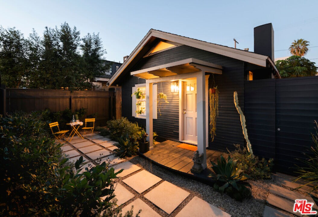 Foto principal - 1517 Cabrillo Ave
