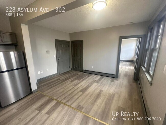 Foto del edificio - 228 Asylum Ave