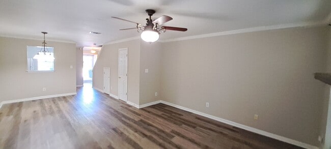 Building Photo - 4708 Brookwood Dr