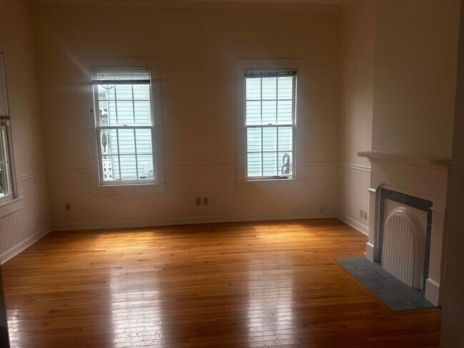 Foto del edificio - Charming Cottage!