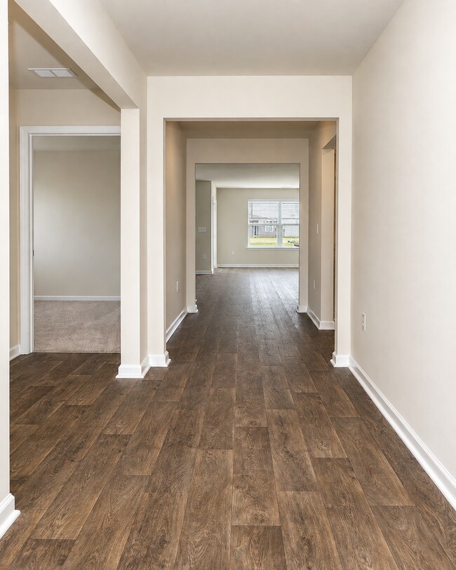 Foto del edificio - Beautiful 3 Bedroom Home with a Fenced Backyard