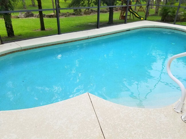 Building Photo - 9225 Estero River Cir