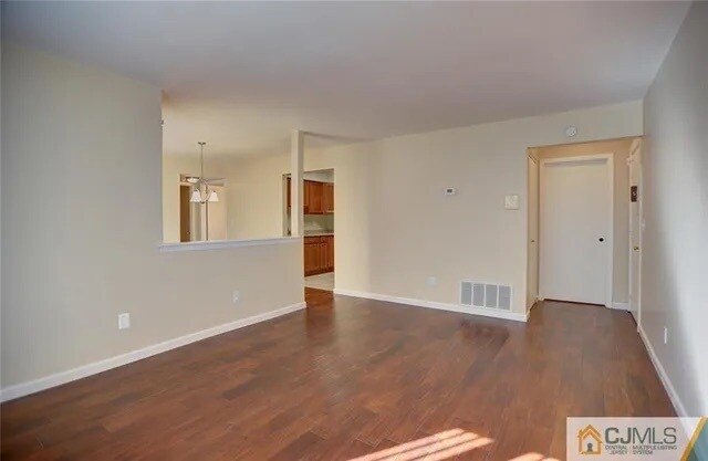 Primary Photo - 1102 Sayre Dr