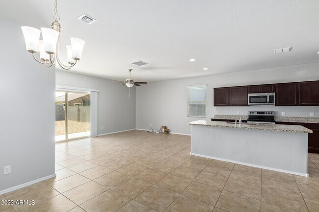 Building Photo - 37753 W Bello Ln