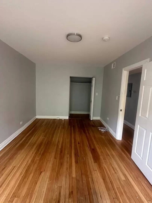 Foto del edificio - 8319 S Drexel Ave