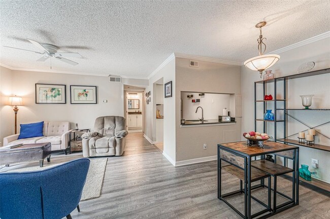 Building Photo - 3300 Haviland Ct