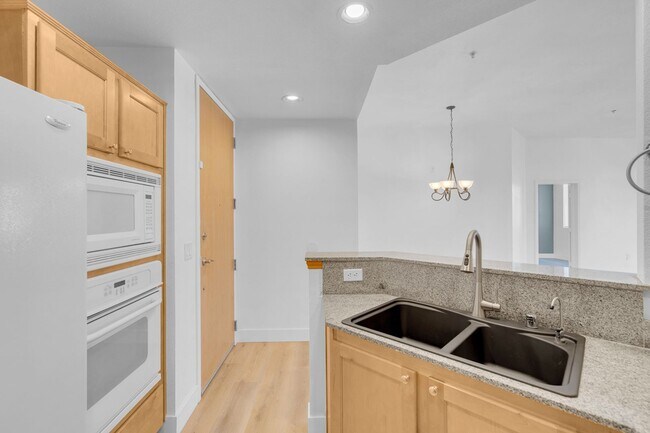 Foto del edificio - 75 E Agate Ave