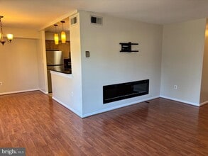 Building Photo - 6966 Hanover Pkwy