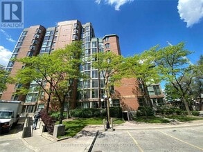Building Photo - 5795 Yonge St