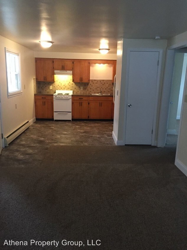 Primary Photo - 415 Bellevue St