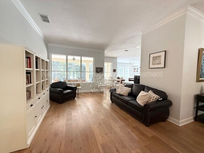 Foto del edificio - 12784 Cattail Pond Cir S