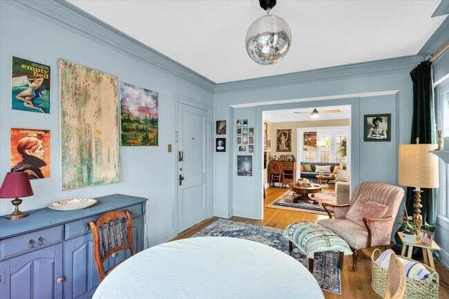 Foto del edificio - 309 N Prairie St