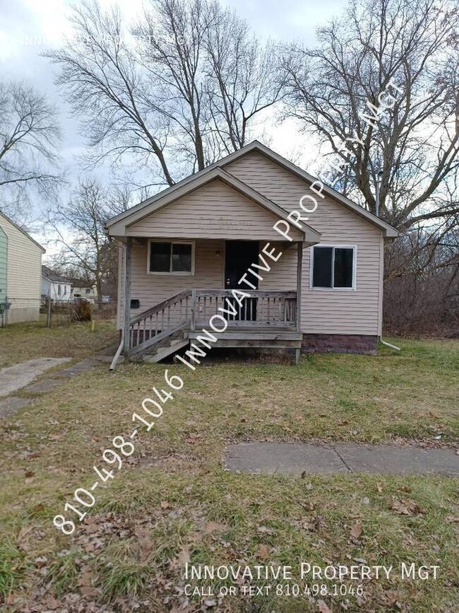 Building Photo - Wonderful 2 bedroom home, spacious yard!