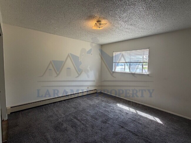 Foto del edificio - 1 Bed 1 Bath Apartment