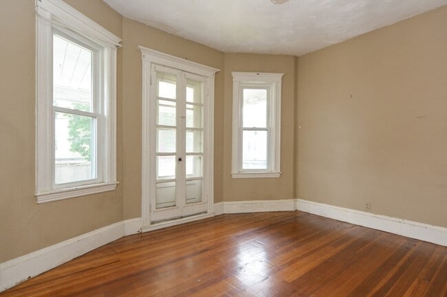 Photo - 46 Evelyn St Apartment