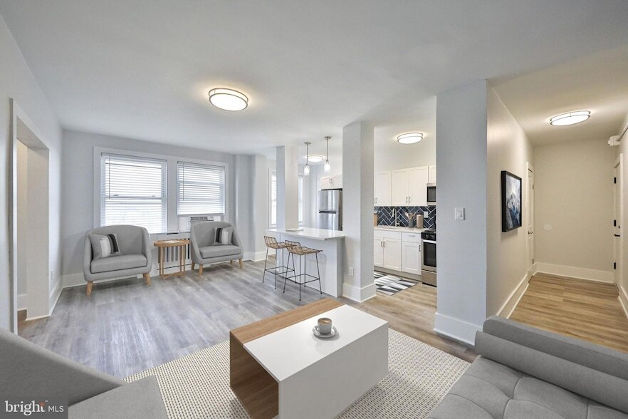 Foto principal - 4247 Locust St