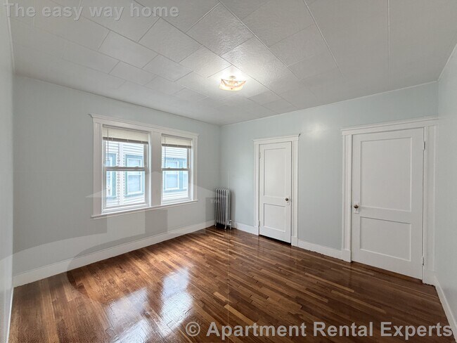 Foto del edificio - 225 Riverside Ave