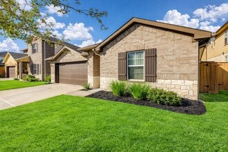 Building Photo - 1207 Cascade Hls Dr