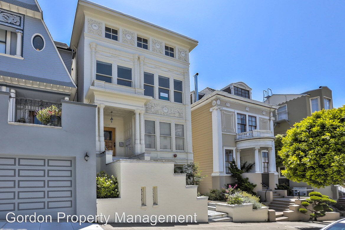 Foto principal - 2277 Washington St