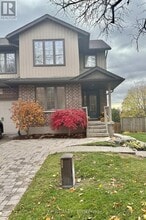 Building Photo - 353 Colborne St