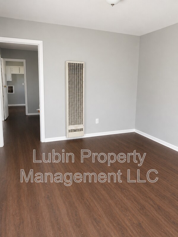 Building Photo - 1437 Springdale St