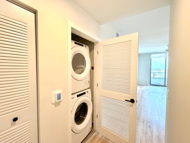 Foto del edificio - 536 SW 3rd St