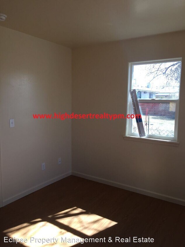 Building Photo - 1 br, 1 bath House - 1363 N 19th St. Unit B